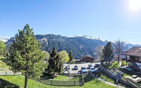 Casa Peist: Geografia Montane, Montagna, Catena Montuosa, Collina, Highland, Paesaggio, Hill Station, Valle, Alpi, Cresta
