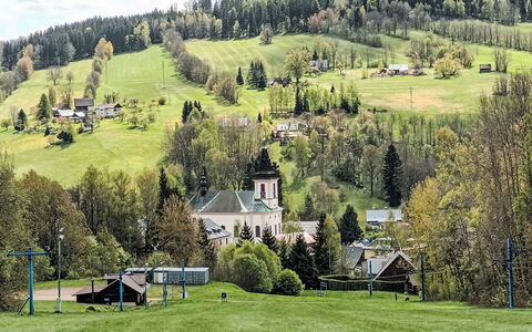 Rokytnice Nad Jizerou 2: Albero, Geografia Montane, Natura, Collina, Paesaggio, Highland, Montagna, Area Rurale, Hill Station