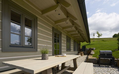Dva: Balcone, Villa
