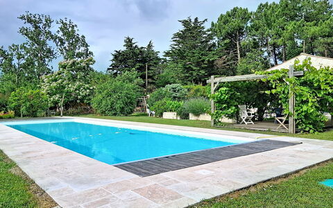 Mouleron: Balcone, Villa