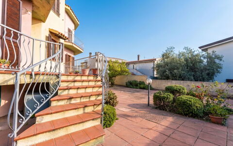Liberotto: Balcone, Villa