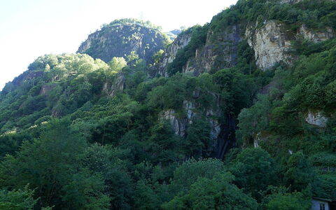 Lodrino Canyoning: Finestra, Facciata, Raccordo, Villetta, Finestra A Ghigliottina, Dipingere, Larice