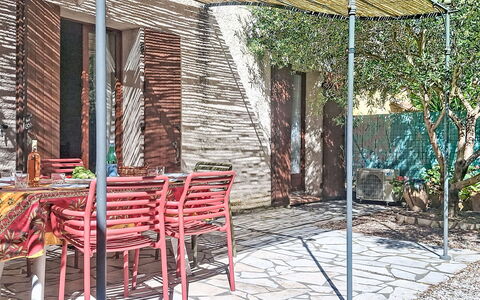 Villa le Cédre 17: Interior Design, Pavimentazione, Pavimento, Soffitto, Appartamento, Shade, Sedia, Lampada, Lampada, Pianta Della Casa