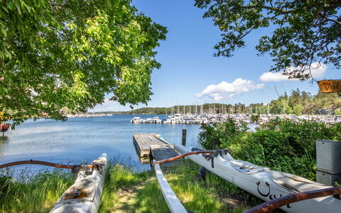 Skärgårdshem: Interior Design, Pavimentazione, Pavimento, Soffitto, Appartamento, Shade, Sedia, Lampada, Lampada, Pianta Della Casa