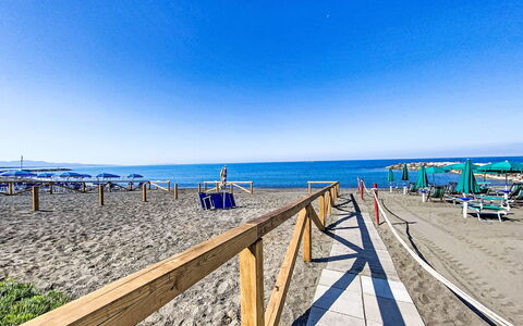 Cecina 570: Blu, Corpo D'Acqua, Spiaggia, Orizzonte, Mare, Costiera E Morfologie Oceanic, Costa, Oceano, Riva, Shade