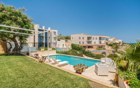 Magrana Pool House: Zona Residenziale, Appartamento, Urban Design, Piscina, Estate, Ricorrere, Condominio, Sobborgo, Villa, Resort Citta '