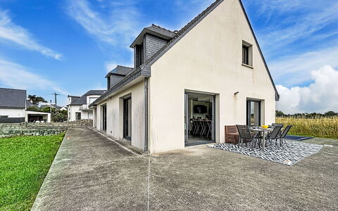 Maison Kergrosse: Costruzione, Casa, Zona Residenziale, Casa, Tetto, Architettura, Villetta, Insediamento Umano, Driveway, Estate