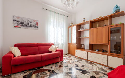 A Cà du Piero: Mobilia, Interior Design, Pavimentazione, Pavimento, Parete, Legna, Camera, Soffitto, Divano, Soggiorno