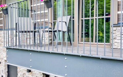 Pod Hvězdami: Corrimano, Colonna, Balcone, Portico, Materiale Composito, Ferro, Metallo, Deck, Recinzione