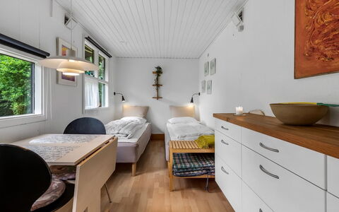 Berenice - 500M from the Sea: Interior Design, Parete, Mobilia, Legna, Camera Da Letto, Soffitto, Pavimento, Pavimentazione, Letto, Camera