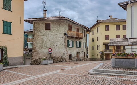 Pellizzano 102: Barca, Moto D'Acqua, Marina, Architettura Navale, Nave, Porta, Barche E Nautica - Macchine E Materiali, Dock, Porto, Yacht
