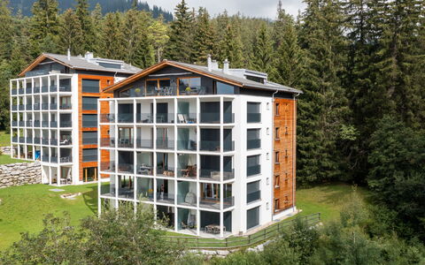 Taviarna Laax 1.9: Ricorrere, Estate, Hacienda, Balcone, Resort Citta ', Piscina, Hotel, Località Balneare, Landscaping