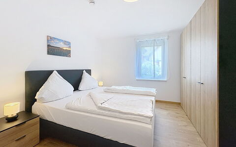 Endingen am Kaiserstuhl 100: Casa, Appartamento, Camera Da Letto, Hotel, Bedding, Illuminazione Diurna, Cuscino, Letto