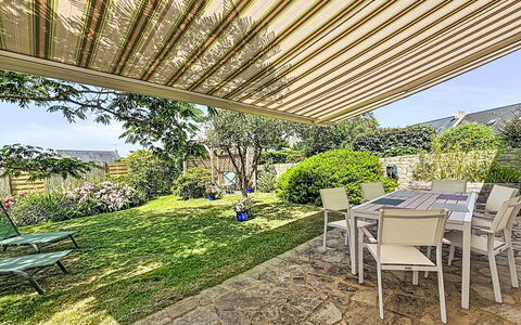 Maison Kercambre: Ricorrere, Estate, Hacienda, Balcone, Resort Citta ', Piscina, Hotel, Località Balneare, Landscaping