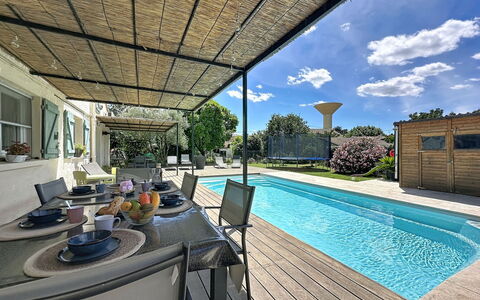 La Villa Soleya: Ricorrere, Estate, Hacienda, Balcone, Resort Citta ', Piscina, Hotel, Località Balneare, Landscaping