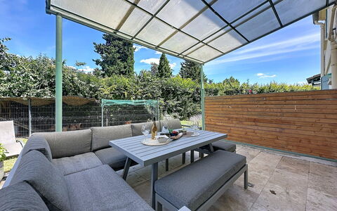 La Villa Soleya: Ricorrere, Estate, Hacienda, Balcone, Resort Citta ', Piscina, Hotel, Località Balneare, Landscaping