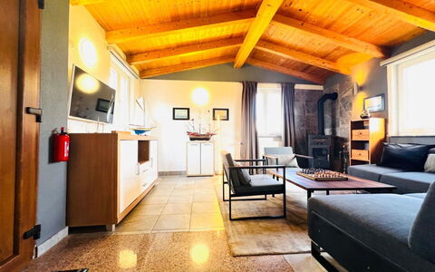 Larisa: Ricorrere, Hotel, Resort Citta '