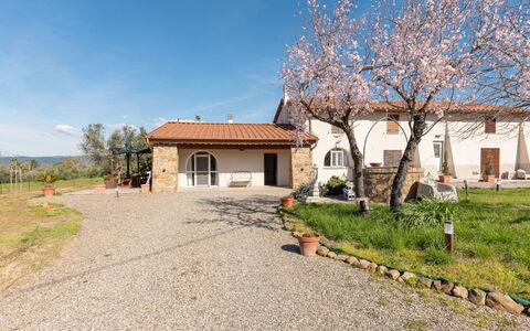 Scarlino 35: Ricorrere, Hotel, Resort Citta '
