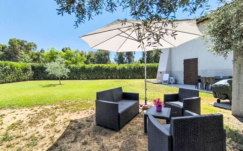 Scarlino 35: Mobilia, Mobili Da Esterno, Giardino, Sedia, Shade, Prato, Backyard, Landscaping, Ombrello, Cortile