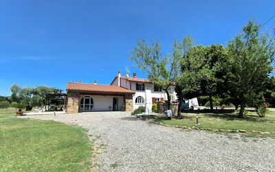 Scarlino 35: Ricorrere, Hotel, Resort Citta '