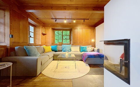 Auszeit für Körper und Seele: Mobilia, Interior Design, Pavimentazione, Pavimento, Legna, Divano, Soffitto, Soggiorno, Pavimento In Legno, Camera