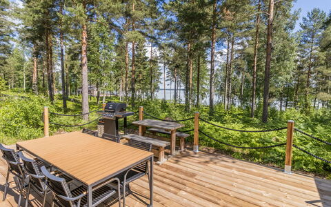 Loviisa 615: Legna, Deck, Latifoglie, Foresta, Pavimento In Legno, Plank, Larice, Eco Hotel, Woodland, Mobili Da Esterno