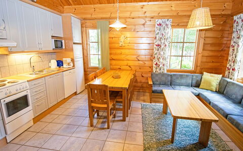 Tiira: Villetta, Log Cabin, Color Legno, Latifoglie, Ricorrere, Eco Hotel, Edifici Giardino, Plank, Pavimento In Legno, Backyard