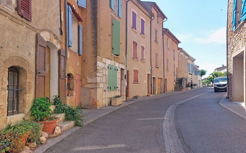 Bellevue: Parete, Costruzione, Finestra, Zona Residenziale, Quartiere, Cittadina, Architettura, Strada, Casa, Insediamento Umano