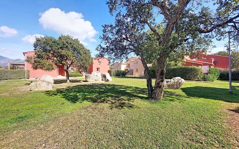 Hameau de Saint Cyprien: Cielo, Lotto, Plain, Area Rurale, Prato, Giardino, Estate, Cortile, Agriturismo, Landscaping