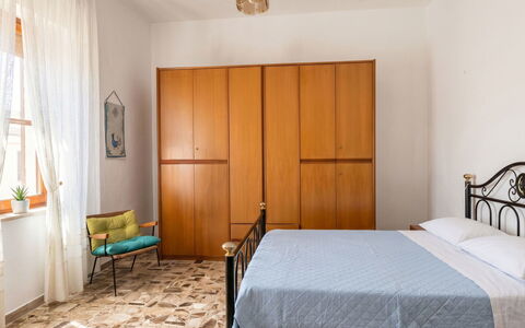 Vela Latina: Mobilia, Mobili Da Esterno, Sedia, Giardino, Backyard, Shade, Cortile, Landscaping, Eco Hotel, Tavolo Esterno