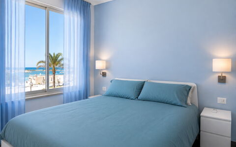 La Casa di Luigi: Blu, Mobilia, Interior Design, Pavimento, Pavimentazione, Camera Da Letto, Camera, Letto, Biancheria, Bedding