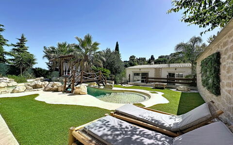 Villa le Lagon: Legna, Mobilia, Sedia, Mare, Appartamento, Balcone, Oceano, Shade, Mobili Da Esterno, Color Legno