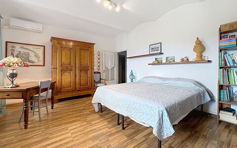 La Casetta di Palmira: Mobilia, Interior Design, Pavimentazione, Pavimento, Pavimento In Legno, Legna, Camera, Camera Da Letto, Letto, Soffitto