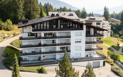 Casa Gronda 2: Zona Residenziale, Appartamento, Casa, Balcone, Condominio, Hill Station, Larice, Alpi