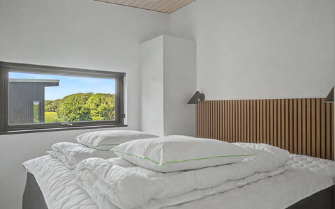 Sedine - 500M from the Sea: Interior Design, Soffitto, Camera Da Letto, Letto, Illuminazione, Lampada, Camera, Bedding, Telaio Del Letto, Lenzuolo
