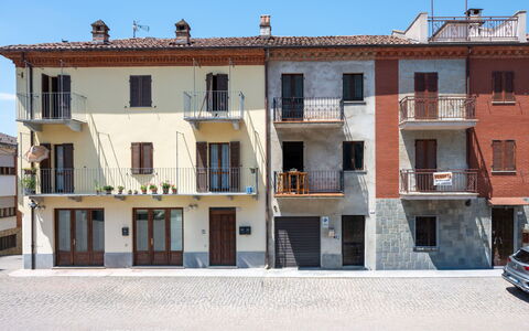 Velina: Piscina, Zona Residenziale, Terme, Ricorrere, Materiale Composito, Tempo Libero, Estate, Erba Sintetica, Hacienda, Villa