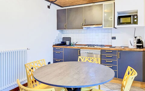 Tiny Loft: Piscina, Zona Residenziale, Terme, Ricorrere, Materiale Composito, Tempo Libero, Estate, Erba Sintetica, Hacienda, Villa