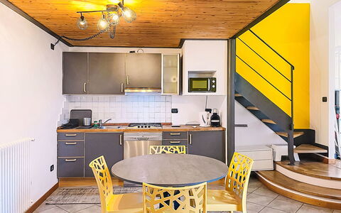 Tiny Loft: Piscina, Zona Residenziale, Terme, Ricorrere, Materiale Composito, Tempo Libero, Estate, Erba Sintetica, Hacienda, Villa