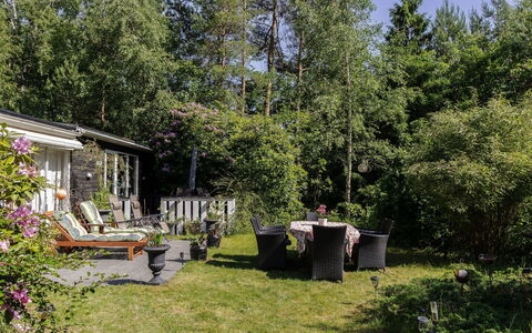 Haverdalsdrömmen: Piscina, Zona Residenziale, Terme, Ricorrere, Materiale Composito, Tempo Libero, Estate, Erba Sintetica, Hacienda, Villa
