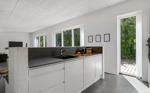 Øthi - 200M to the Fjord: Pavimentazione, Pavimento, Legna, Soffitto, Interior Design, Cucina, Pavimento In Legno, Camera, Controsoffitto