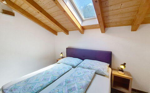 Vöstl: Interior Design, Legna, Pavimentazione, Soffitto, Pavimento, Camera Da Letto, Camera, Letto, Lenzuolo, Bedding