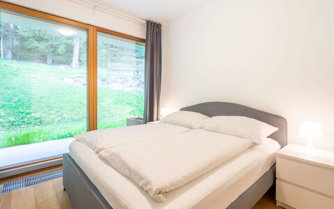 Cuolm Liung Apt. 52: Interior Design, Camera Da Letto, Letto, Camera, Telaio Del Letto, Bedding, Lenzuolo, Soffitto, Biancheria, Cuscino