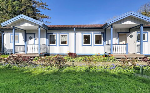 Wiek 200: Casa, Casa, Raccordo, Porta, Villetta, Tetto, Lotto, Portico, Estate, Dipingere