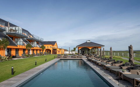 Rambin 100: Shade, Estate, Ricorrere, Eco Hotel, Villa, Resort Citta ', Hotel, Piscina