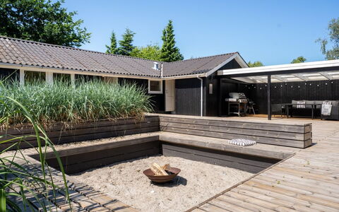 Lagho - 400M from the Sea: Tetto, Giardino, Backyard, Shade, Villetta, Deck, Landscaping, Cortile, Mobili Da Esterno, Struttura Esterna