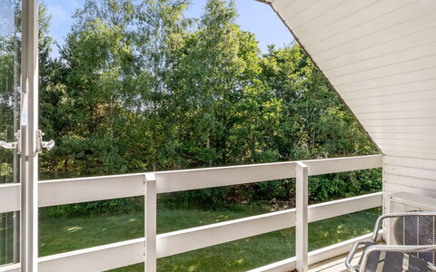 Ingward - 200M to the Fjord: Mobilia, Mobili Da Esterno, Sedia, Shade, Tavolo Esterno, Pianta Della Casa, Terrazza, Cortile, Design, Balcone