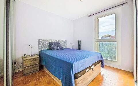 L'Acropole: Interior Design, Letto, Pavimentazione, Pavimento, Camera Da Letto, Parete, Mobilia, Camera, Lenzuolo, Legna