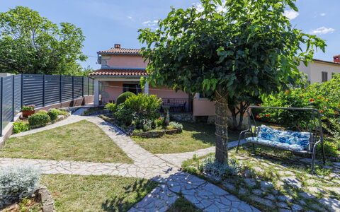 Lado Mediterraneo: Mobilia, Mobili Da Esterno, Sedia, Shade, Tavolo Esterno, Pianta Della Casa, Terrazza, Cortile, Design, Balcone