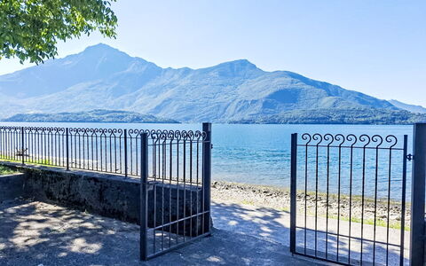 Riva&Lago: Blu, Acqua, Corpo D'Acqua, Geografia Montane, Montagna, Orizzonte, Costiera E Morfologie Oceanic, Collina, Costa, Banca
