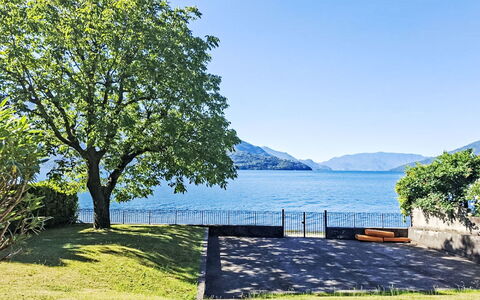 Riva&Lago: Acqua, Corpo D'Acqua, Paesaggio Naturale, Collina, Costiera E Morfologie Oceanic, Banca, Costa, Lago, Mare, Catena Montuosa